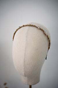 Blanche Hairpiece