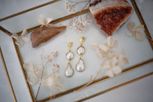 Load image into Gallery viewer, Altair Earrings
