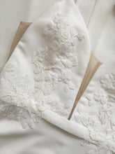 Load image into Gallery viewer, Margot Lace
