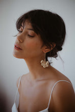 Load image into Gallery viewer, Antares Earrings
